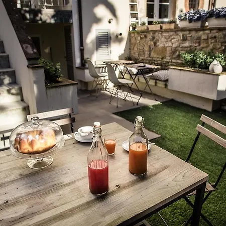 Casamia Bed and Breakfast 2*