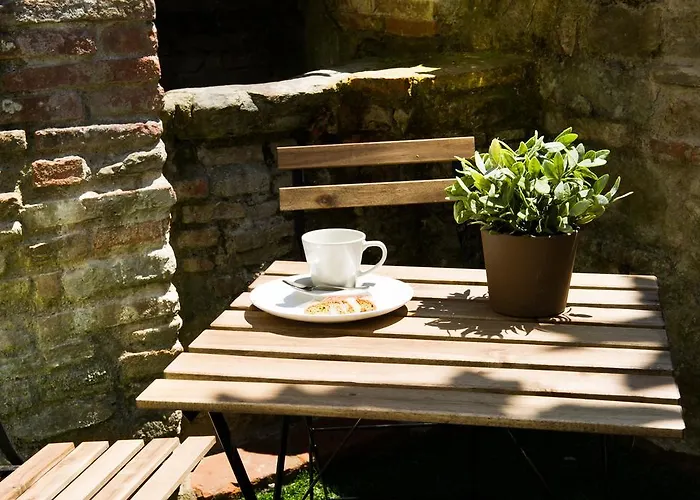 Casamia Bed & Breakfast 2*