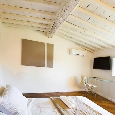 Casamia Bed & Breakfast